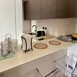Easy بيت للعطل *